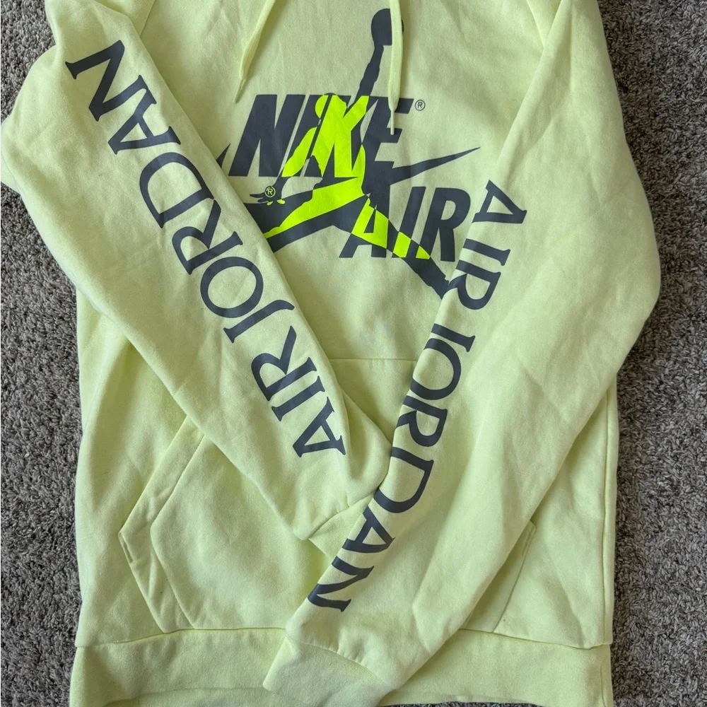 Jordan Men's Light Yellow Hoodie